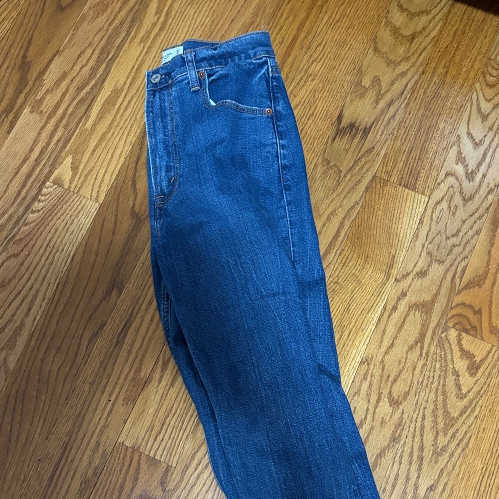 Abercrombie & Fitch High Rise Dark Blue Jeans